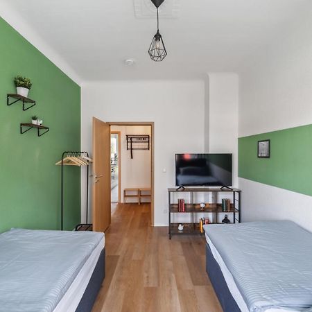 Markranstädt Salihomes/Max Apartment/5Pax/Modern Eingerichtet/Voll Ausgestattet Kueche מראה חיצוני תמונה